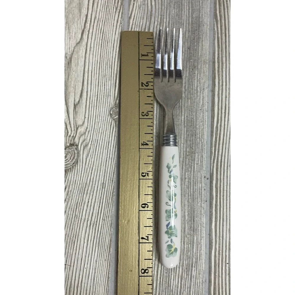 VTG Stainless Steel Forks Ceramic Ivy Leaf Pattern Handle Set of 2 White Green